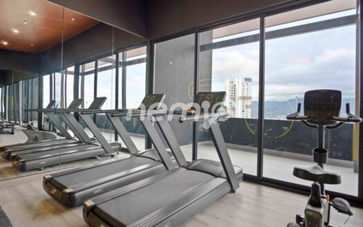 Estudio apartamento totalmente amueblado en SER Escalante – ¡Alquiler $900 USD mensuales!