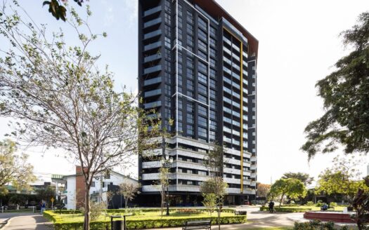 Estudio totalmente amueblado en SER Escalante – ¡Alquiler $1200 USD mensuales!
