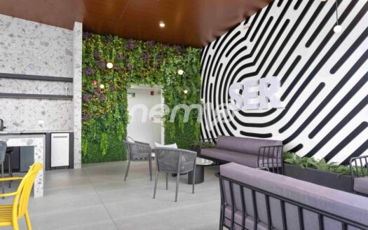 Estudio apartamento totalmente amueblado en SER Escalante – ¡Alquiler $900 USD mensuales!