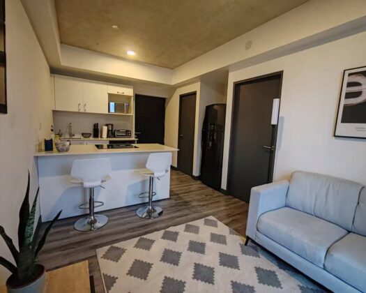 Moderno apartamento con vista panorámica en Torre Secrt Sabana – Piso 15, $950/mes